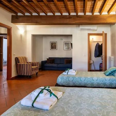 Guest house La Dimora Nell'anfiteatro Superior And Self Check In Elevator Air Conditioning